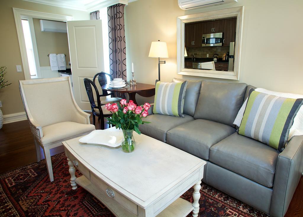 Guest House At Norwalk Inn Экстерьер фото