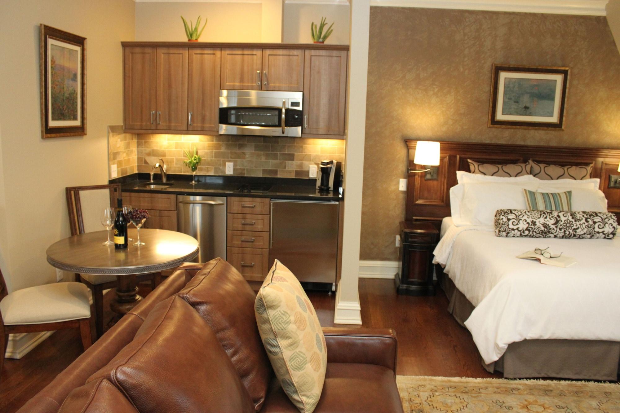 Guest House At Norwalk Inn Экстерьер фото